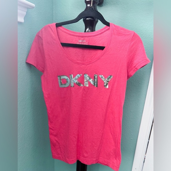 DKNY Pink Tee with Metallic Logo - Picture 1 of 4